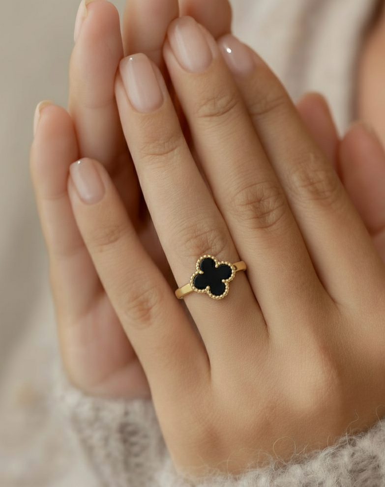 Black Flower Ring